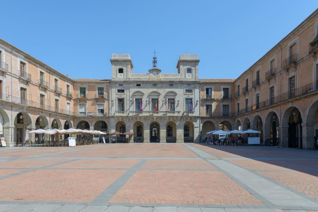 Apt - Plaza Mayor Of Avila - 1 Min Alcazar Eksteriør billede